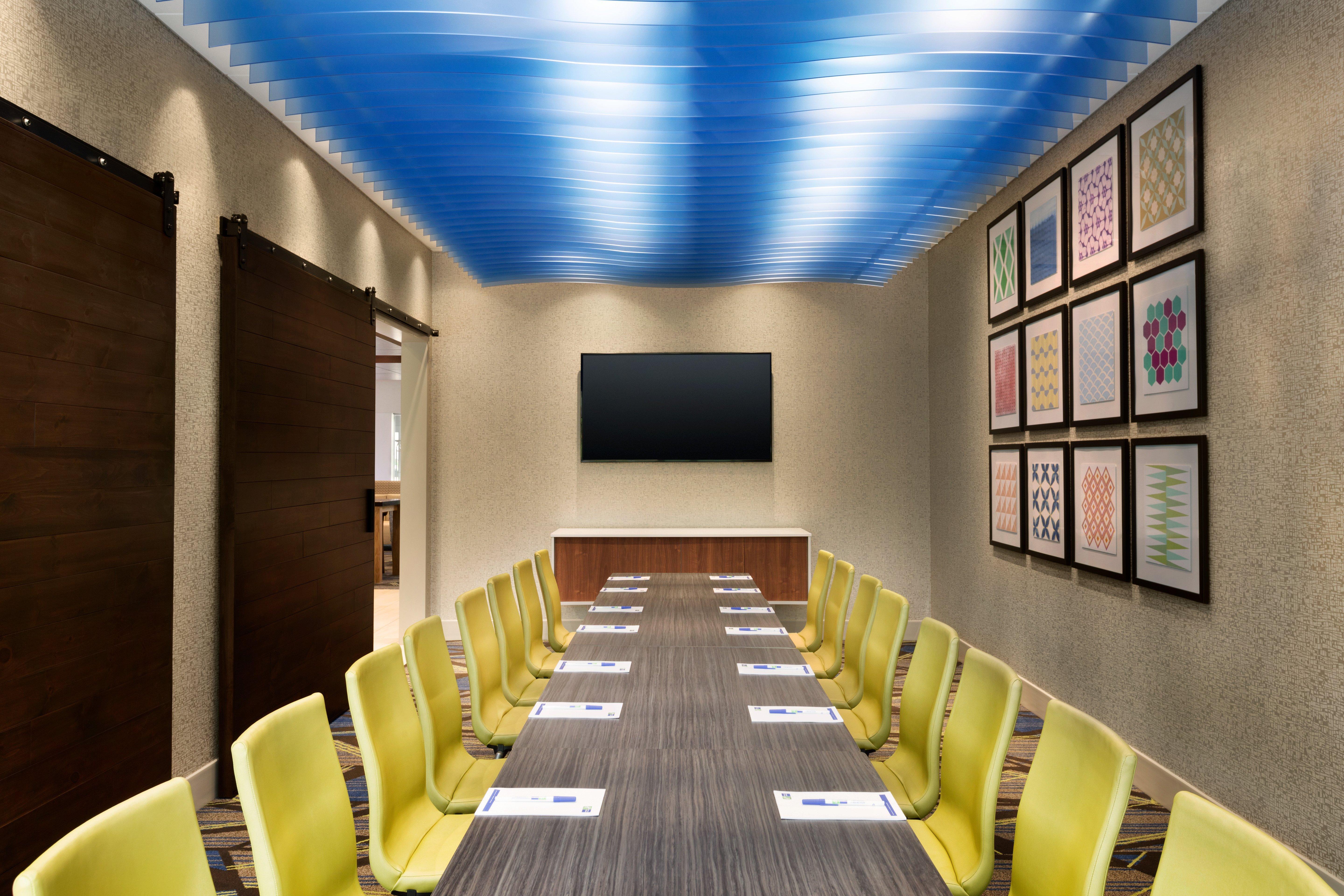 Holiday Inn Express & Suites Locust Grove By Ihg Екстериор снимка